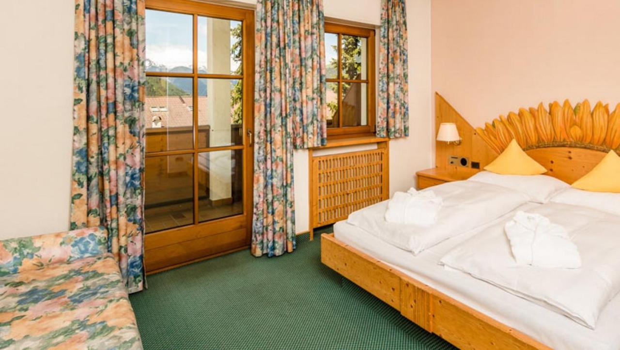 Hotel Rosental Лузон Екстер'єр фото